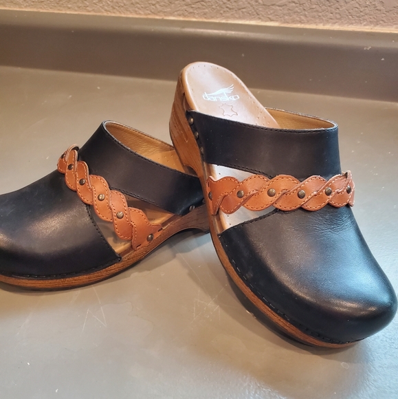 Dansko Shoes - Dansko, Size 38